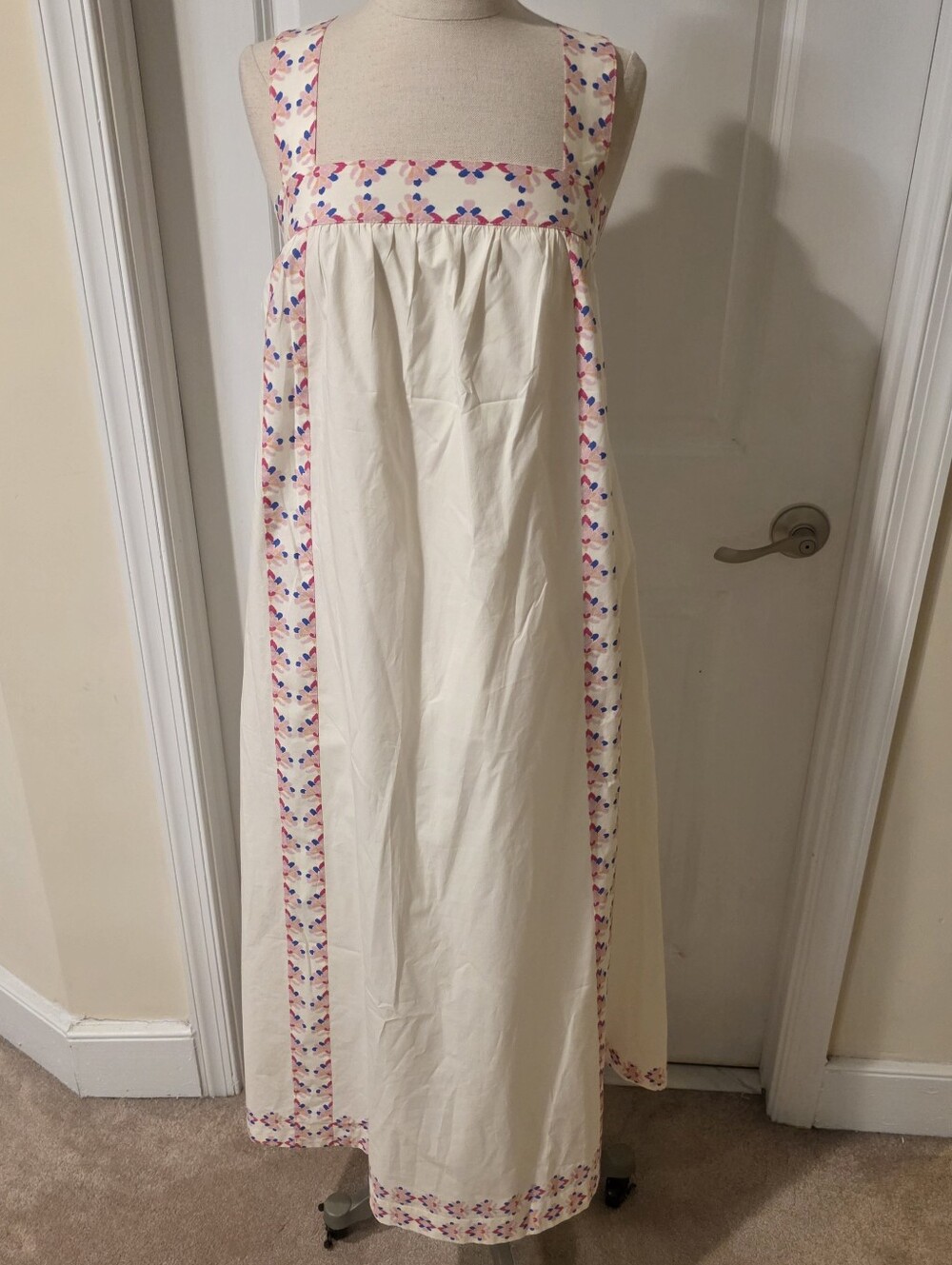 Hermoza Dress Size Small